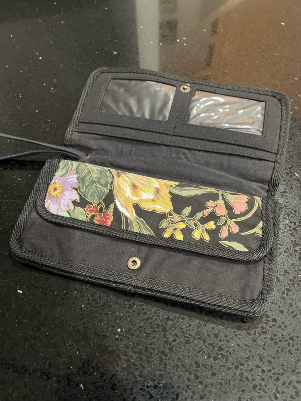 Pretty floral vintage wallet/clutch - Picture 2 of 4